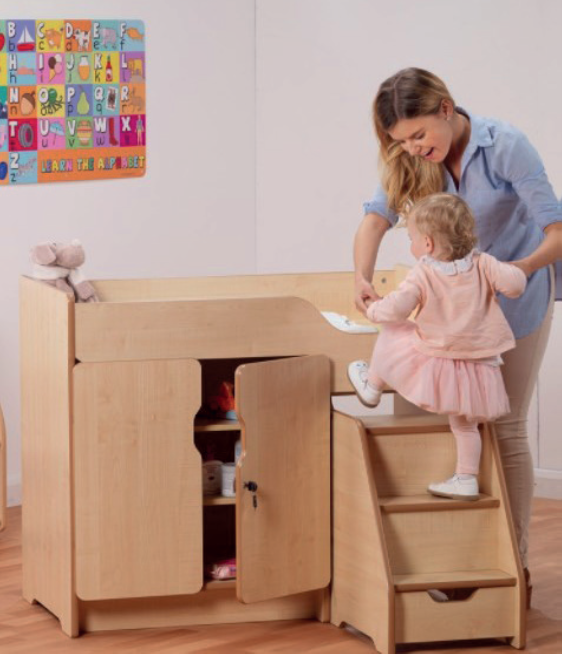 LUIERTAFEL MET TRAP STEPBABY