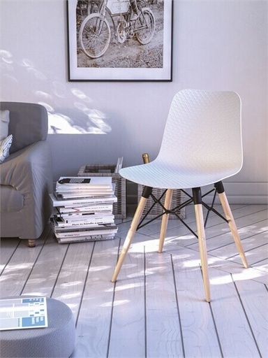 SET VAN 4 STOELEN NUT MET 4 HOUTEN POTEN