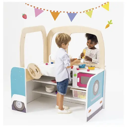 [313 309 372 922 4] De restaurantwagen